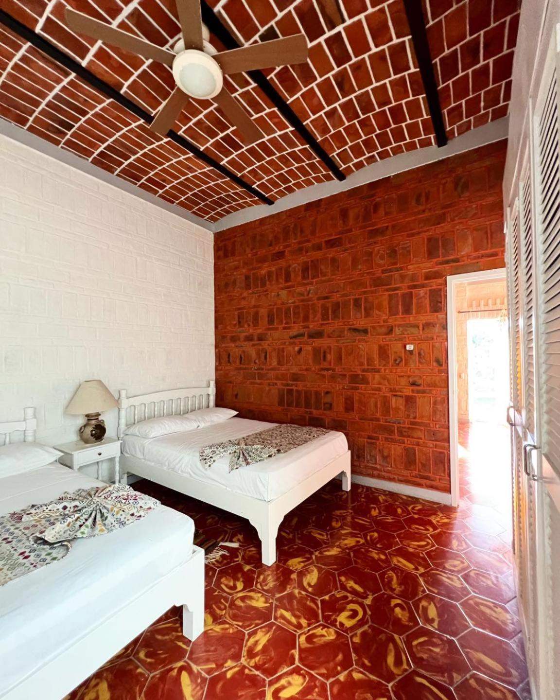 Mama Chuy Hotel & Villas San Juan Cosalá エクステリア 写真