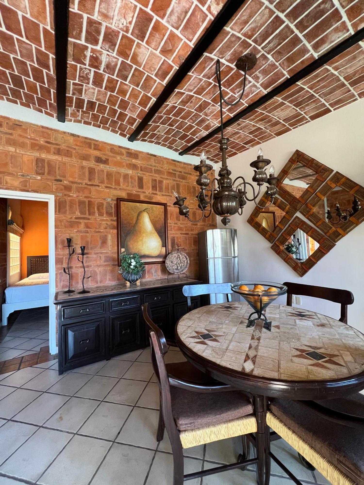 Mama Chuy Hotel & Villas San Juan Cosalá エクステリア 写真
