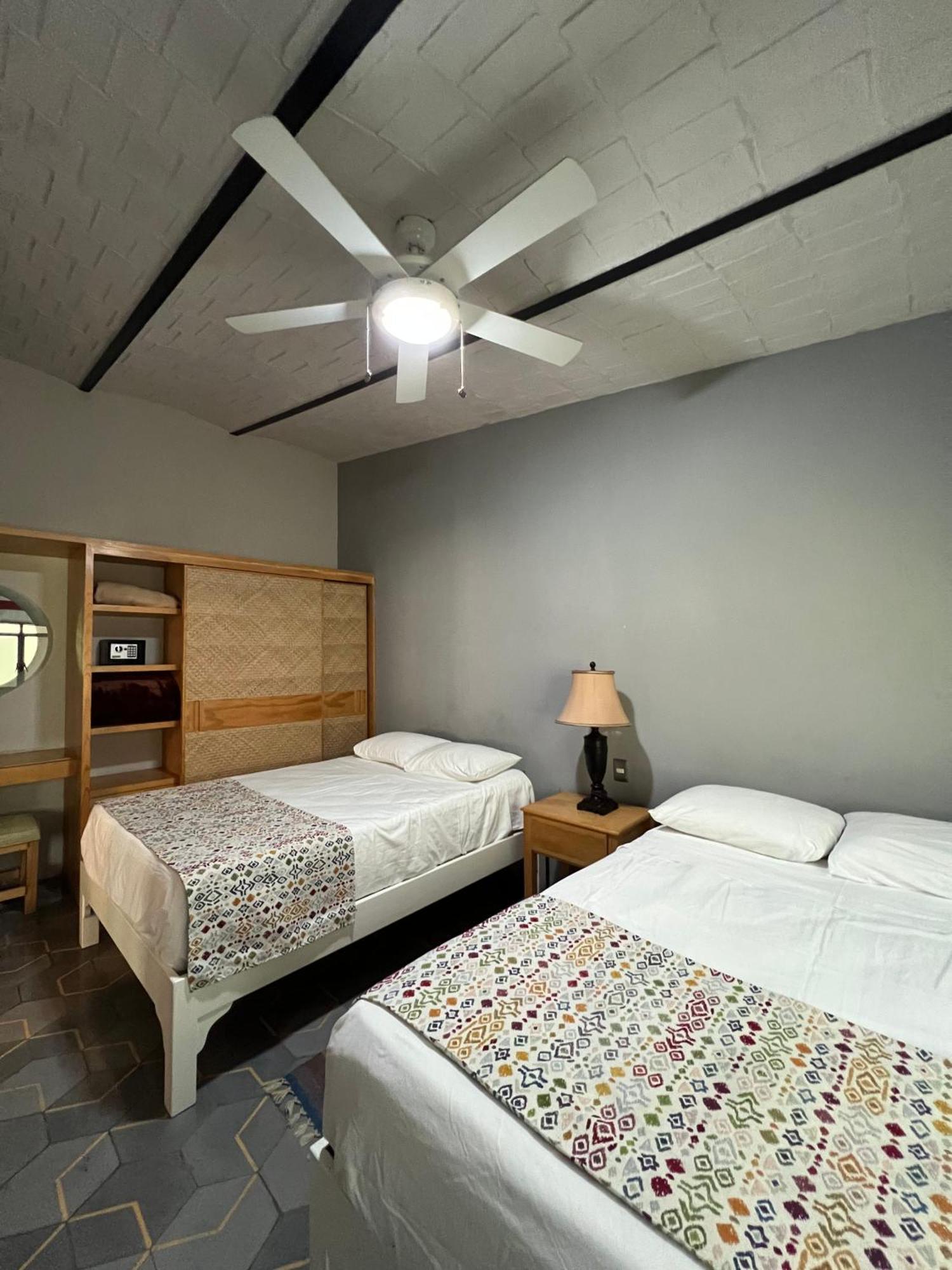 Mama Chuy Hotel & Villas San Juan Cosalá エクステリア 写真