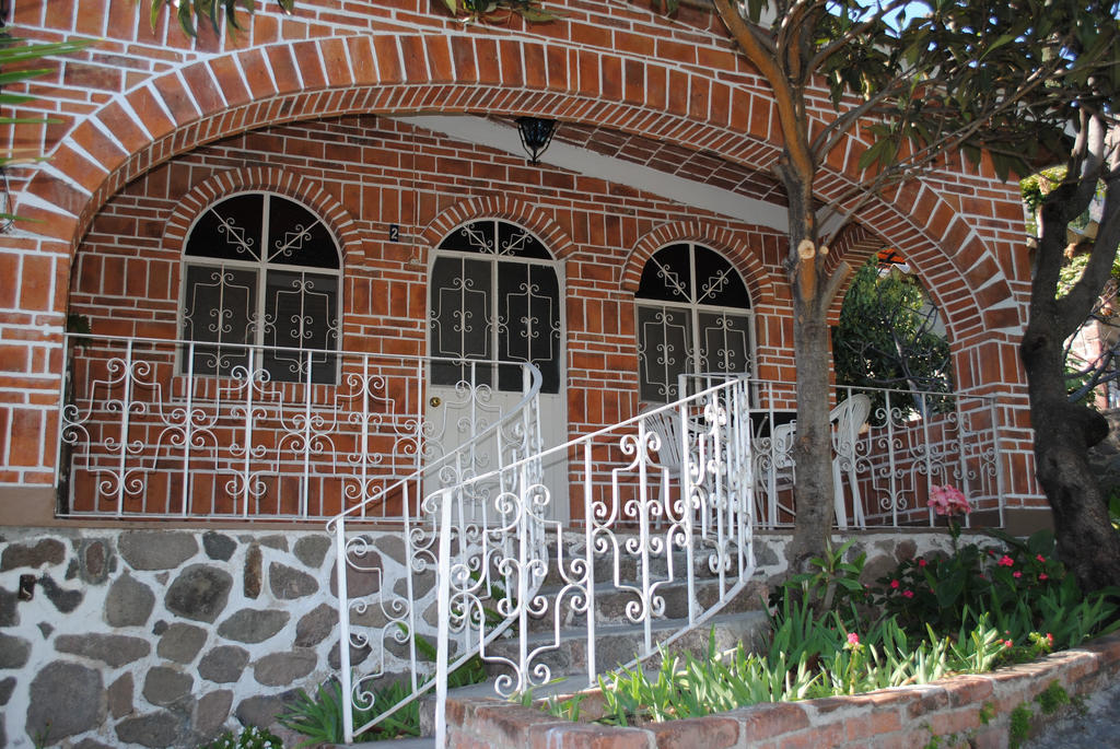 Mama Chuy Hotel & Villas San Juan Cosalá エクステリア 写真